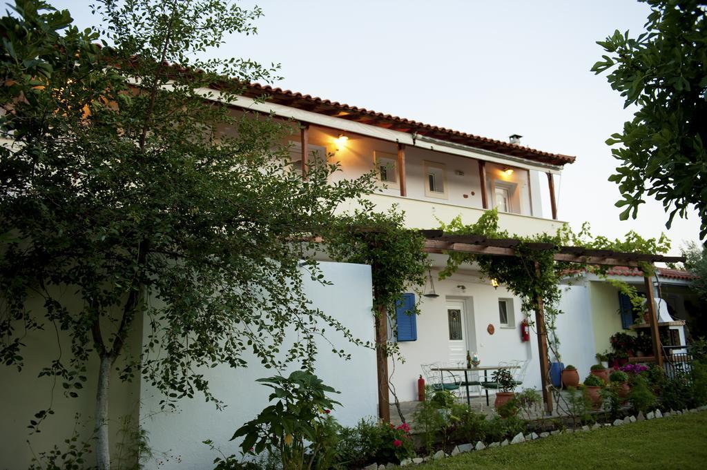 Yalis Studios Achladies  Exterior foto
